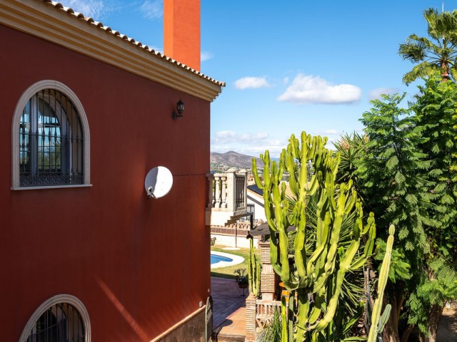 Villa avec 5 Chambres  à Alhaurín de la Torre