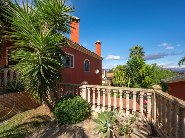 Villa avec 5 Chambres  à Alhaurín de la Torre