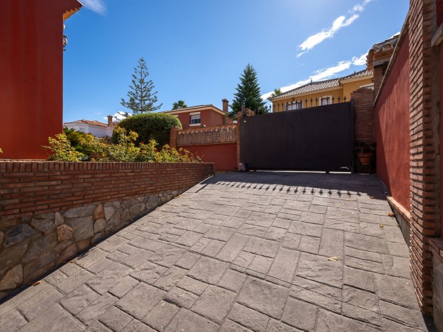 Villa avec 5 Chambres  à Alhaurín de la Torre