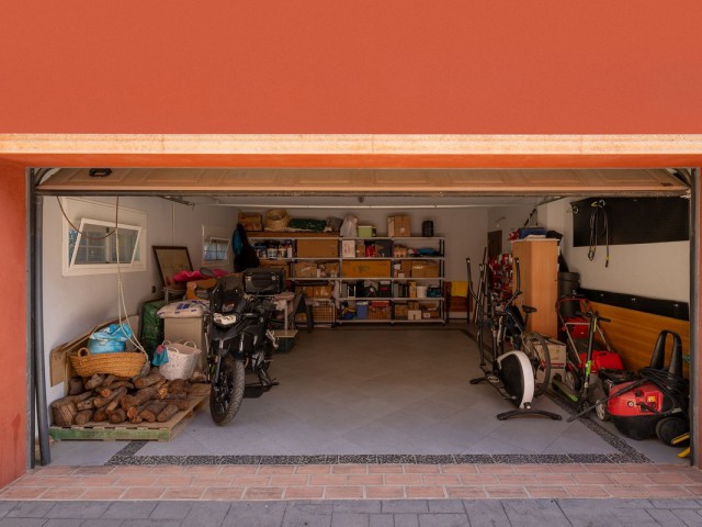 Villa avec 5 Chambres  à Alhaurín de la Torre