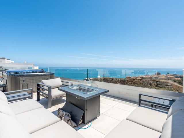 Penthouse avec 3 Chambres  à Fuengirola