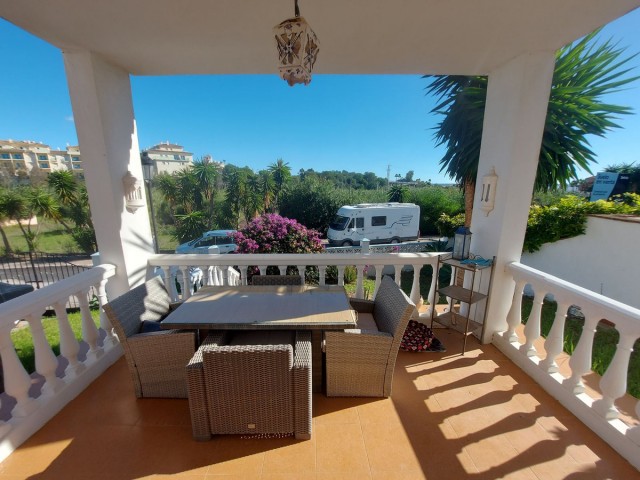 3 Schlafzimmer Villa in La Duquesa