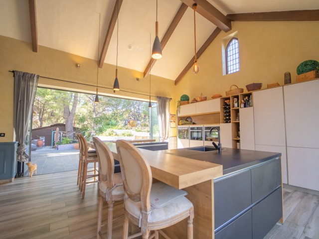 9 Bedrooms Villa in Benalmadena