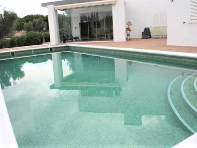 5 Slaapkamer Villa in Sotogrande Alto