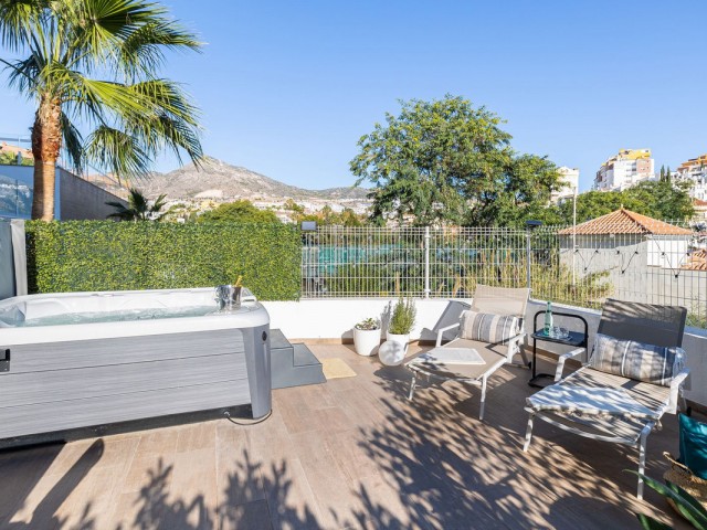 2 Bedrooms Apartment in Benalmadena