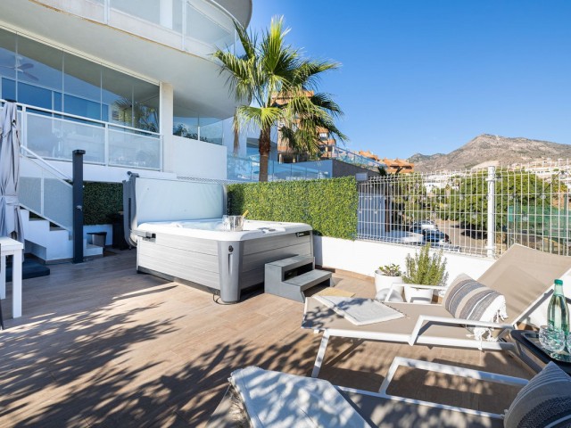2 Bedrooms Apartment in Benalmadena
