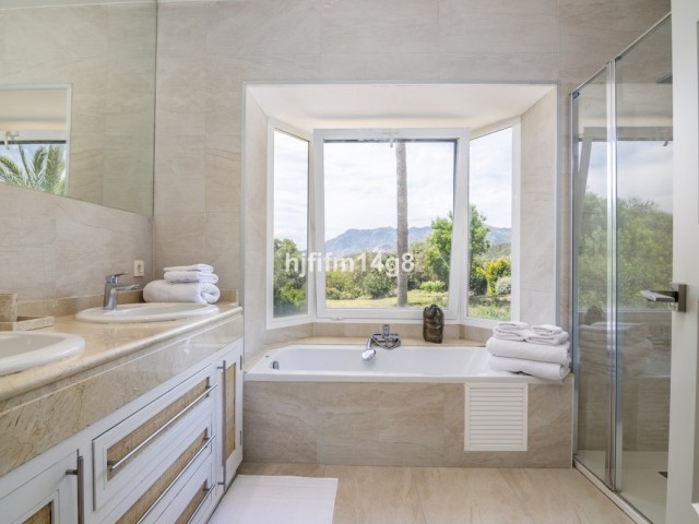 Villa avec 4 Chambres  à El Rosario
