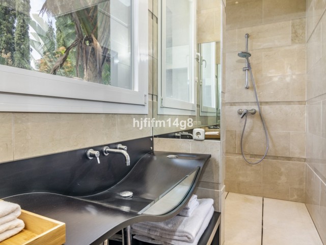 Villa avec 4 Chambres  à El Rosario