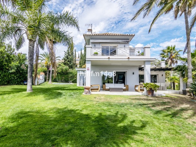 Villa avec 4 Chambres  à El Rosario