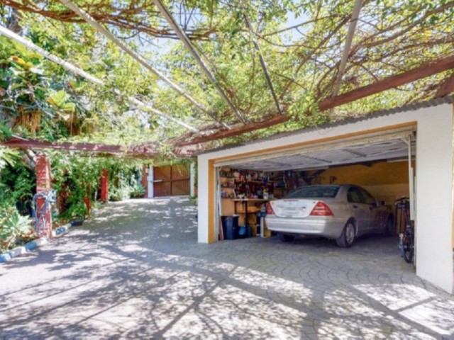 4 Bedrooms Villa in Sierrezuela
