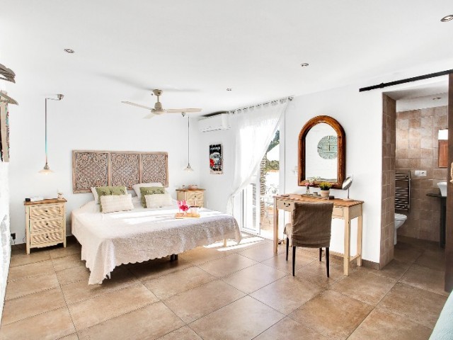 6 Soveroms Villa i Marbesa