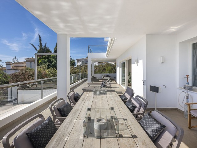 Villa avec 5 Chambres  à El Rosario