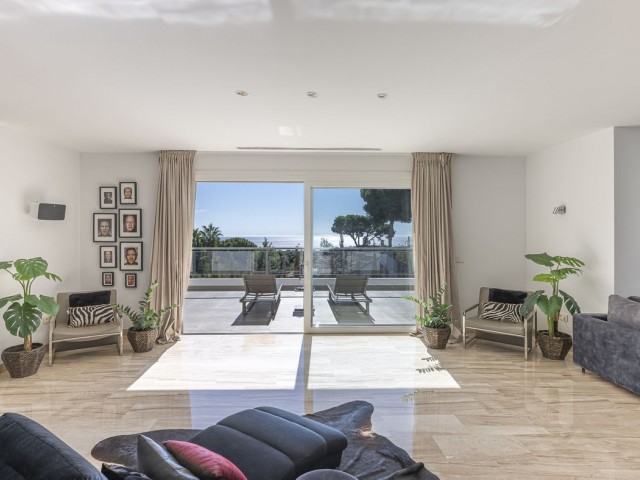 5 Slaapkamer Villa in El Rosario