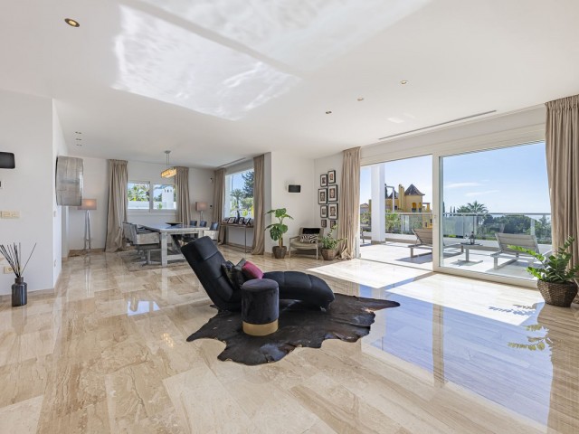 5 Slaapkamer Villa in El Rosario