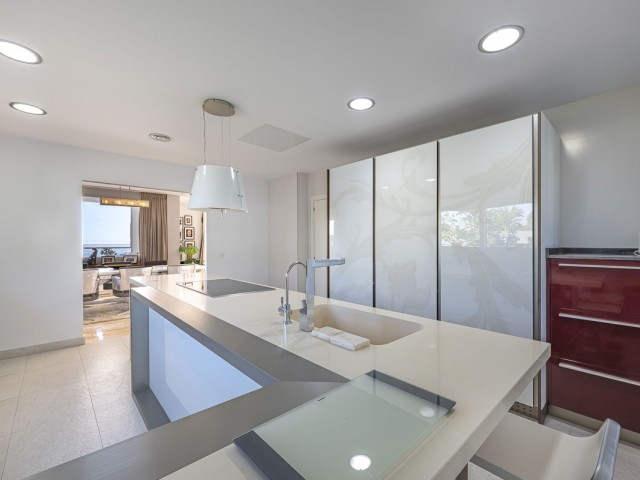 5 Slaapkamer Villa in El Rosario