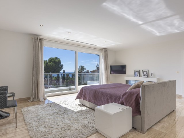 5 Slaapkamer Villa in El Rosario