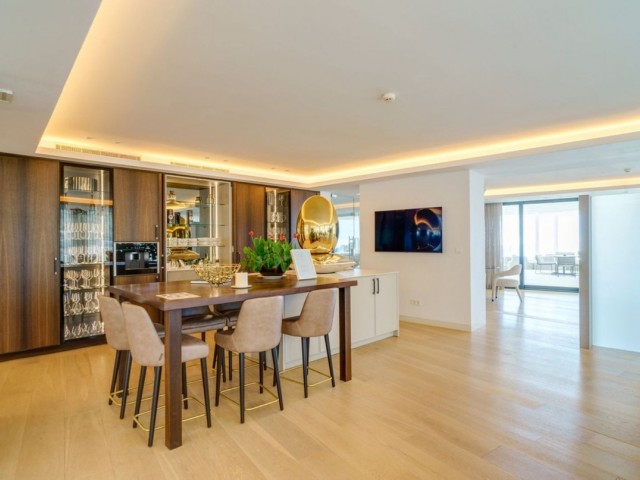 2 Bedrooms Apartment in Ojén