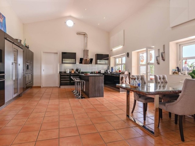 Villa con 6 Dormitorios  en Sotogrande