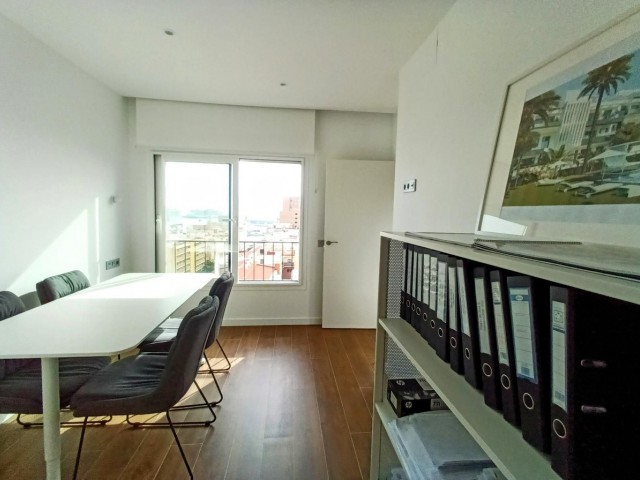 Apartamento con 1 Dormitorios  en Málaga Centro