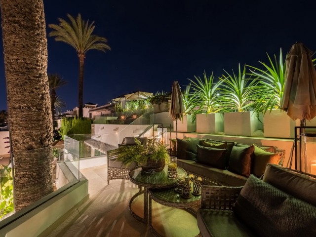 3 Bedrooms Townhouse in The Golden Mile