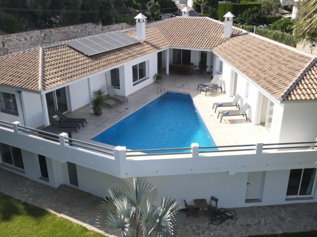 5 Soveroms Villa i Sierrezuela