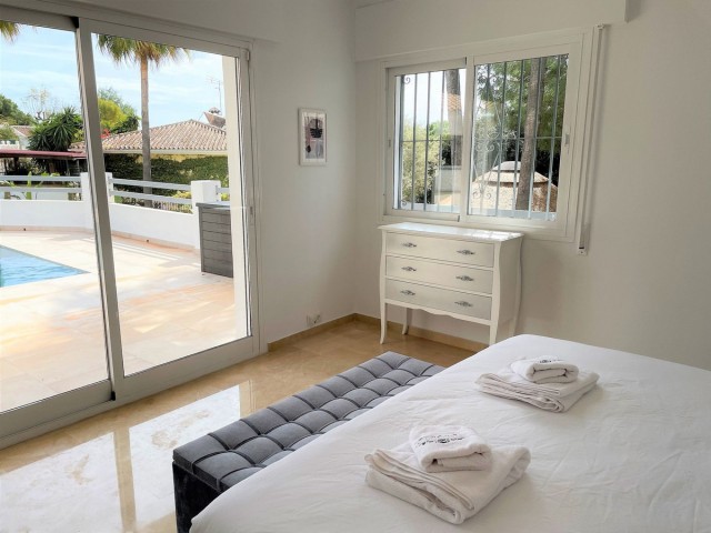 5 Soveroms Villa i Sierrezuela