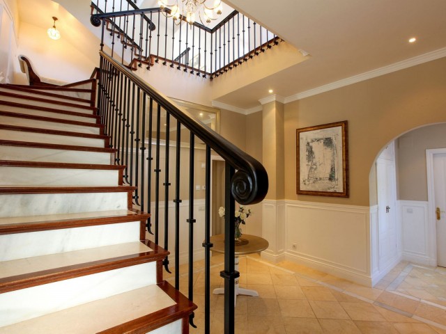 7 Soveroms Villa i Sotogrande