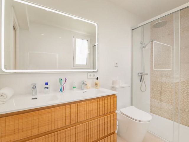 2 Makuuhuoneen Rivitalo Nueva Andalucía