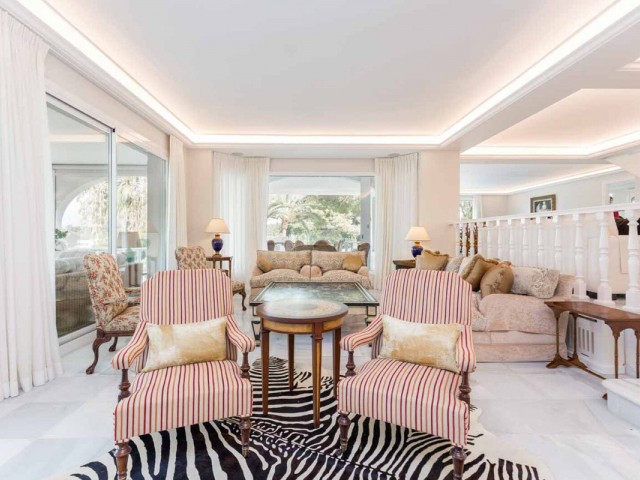 Villa avec 6 Chambres  à Río Real