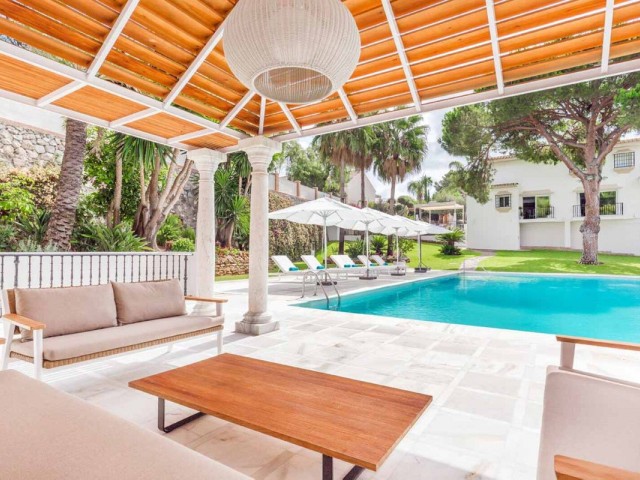 6 Bedrooms Villa in Río Real