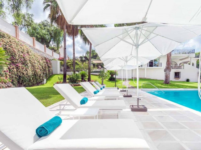 6 Bedrooms Villa in Río Real