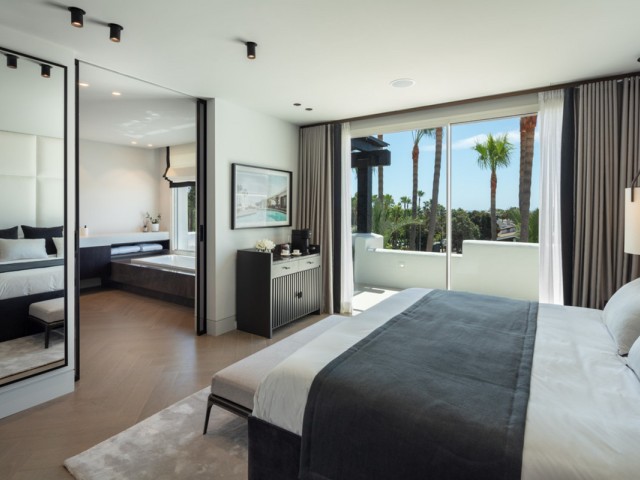 Penthouse in The Golden Mile