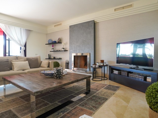 Penthouse avec 3 Chambres  à Puerto Banús