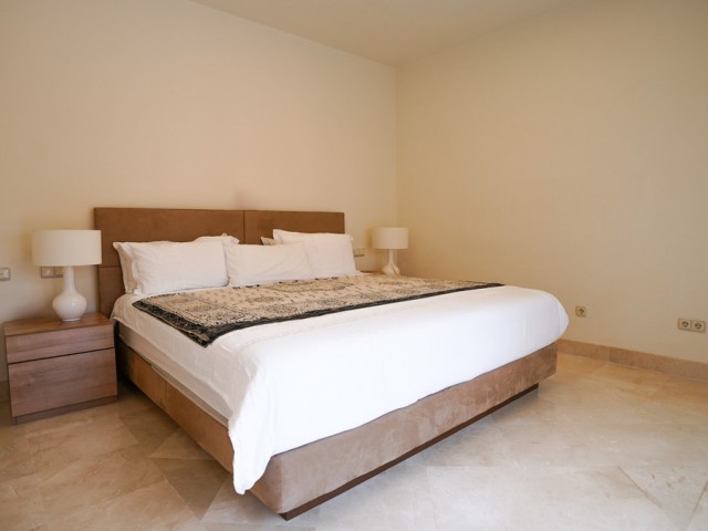 Penthouse avec 3 Chambres  à Puerto Banús