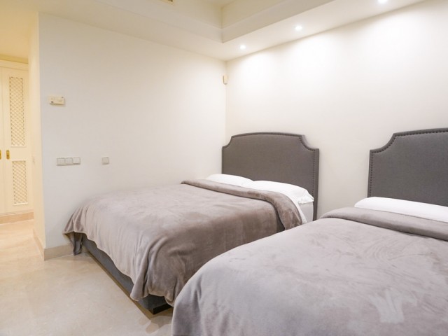 Penthouse avec 3 Chambres  à Puerto Banús
