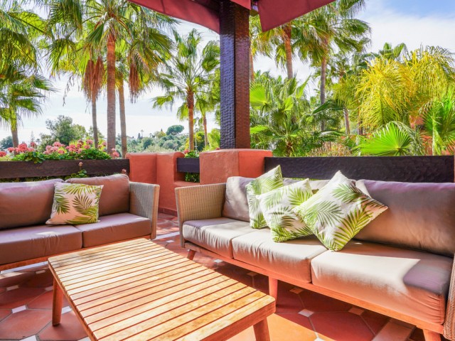 Penthouse avec 3 Chambres  à Puerto Banús