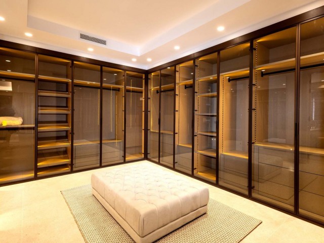 Villa avec 6 Chambres  à La Zagaleta