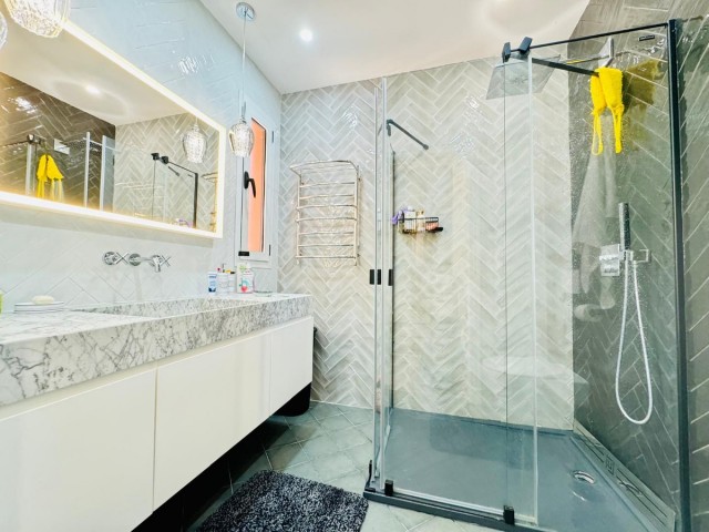 3 Schlafzimmer Apartment in Bahía de Marbella