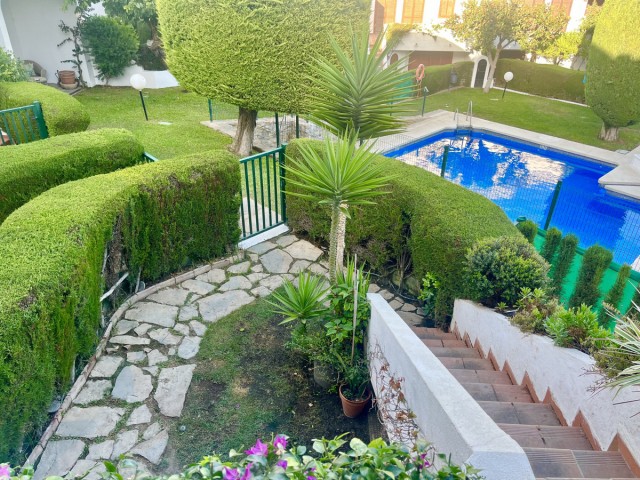 2 Bedrooms Townhouse in Costalita