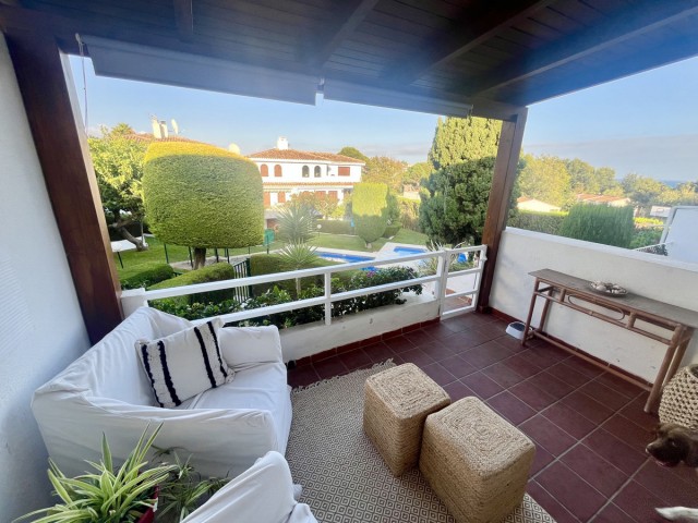 2 Bedrooms Townhouse in Costalita