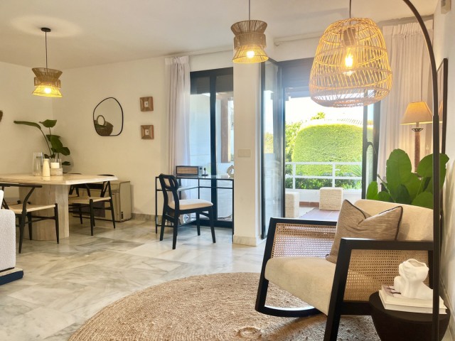 Maison mitoyenne avec 2 Chambres  à Costalita