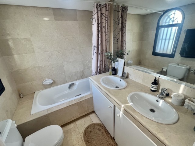 2 Makuuhuoneen Rivitalo Costalita