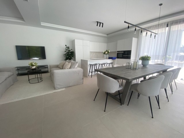 6 Bedrooms Villa in Monte Halcones