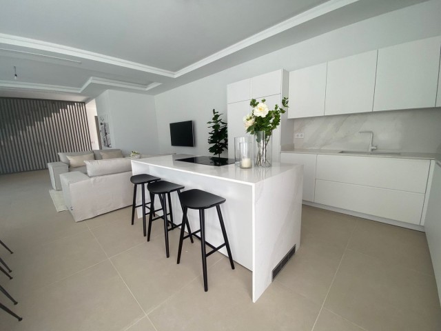 6 Bedrooms Villa in Monte Halcones