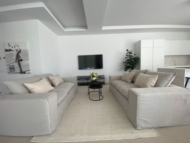 6 Bedrooms Villa in Monte Halcones