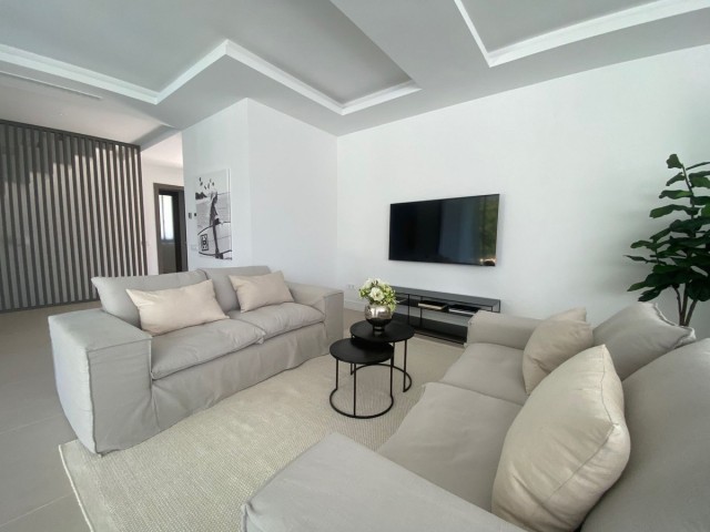 6 Bedrooms Villa in Monte Halcones