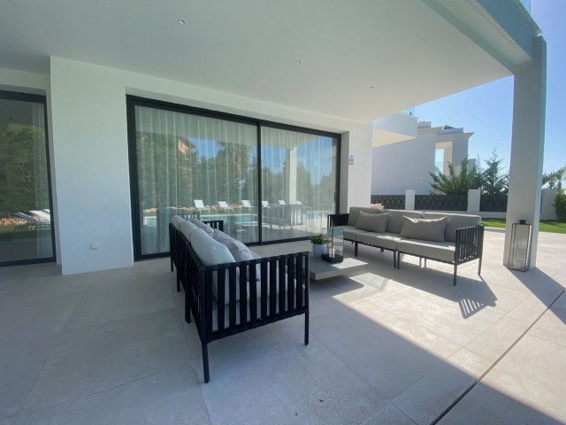 6 Bedrooms Villa in Monte Halcones
