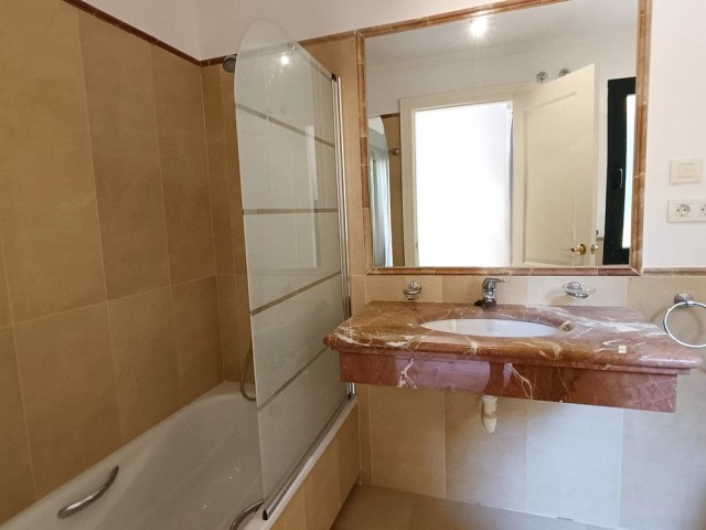 3 Makuuhuoneen Huoneisto Sotogrande Alto