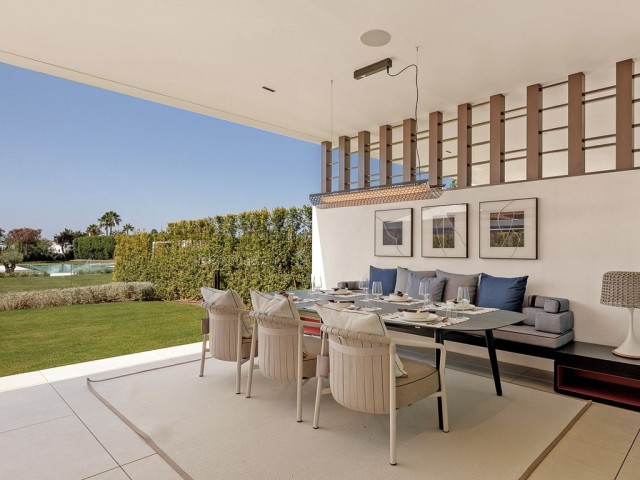 4 Bedrooms Villa in The Golden Mile
