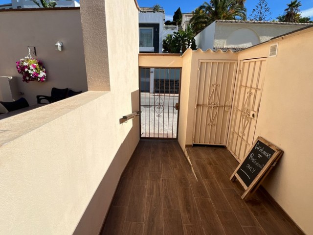 Commercial avec 0 Chambres  à La Cala de Mijas